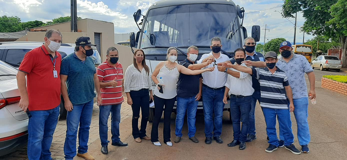 DEPUTADO COBRA REPORTER VISITA GRANDES RIOS