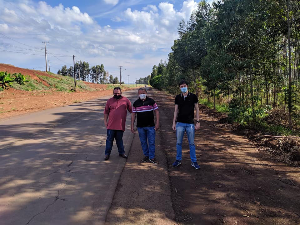 Reconhecimento ´in loco´ das Avenidas das Flores e Brasil onde serão feitas obras de recape