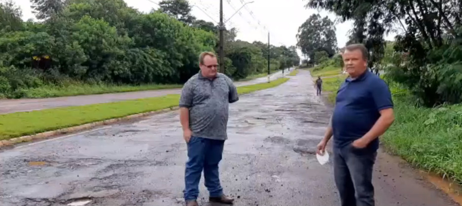 Prefeito Toninho do Café fala sobre o asfalto na entrada da cidade