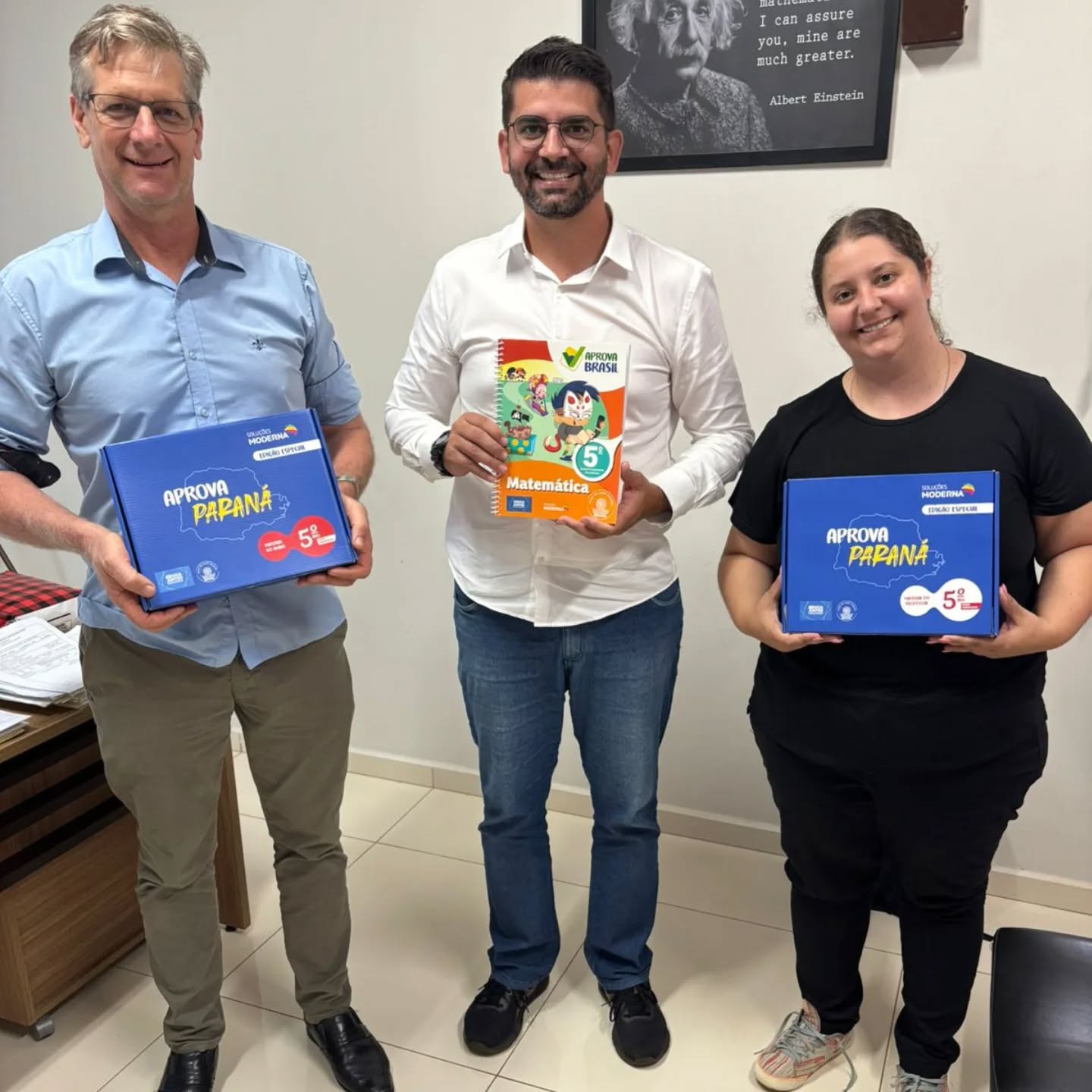 Entrega dos kits do Programa Aprova Paraná