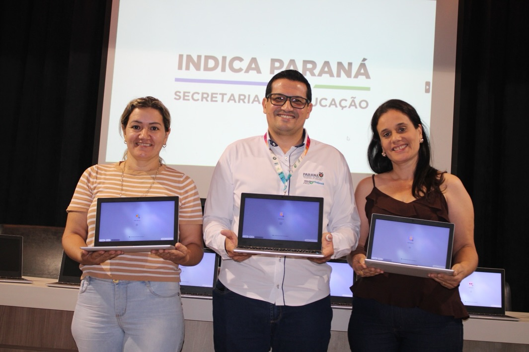 Grandes Rios é contemplado com Chromebooks e reforça uso da tecnologia na Escola Municipal Manoel José Lopes