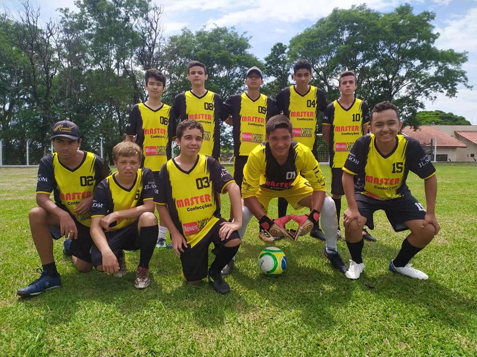 Aconteceu em Grandes Rios o torneio de futebol de campo categoria sub 15