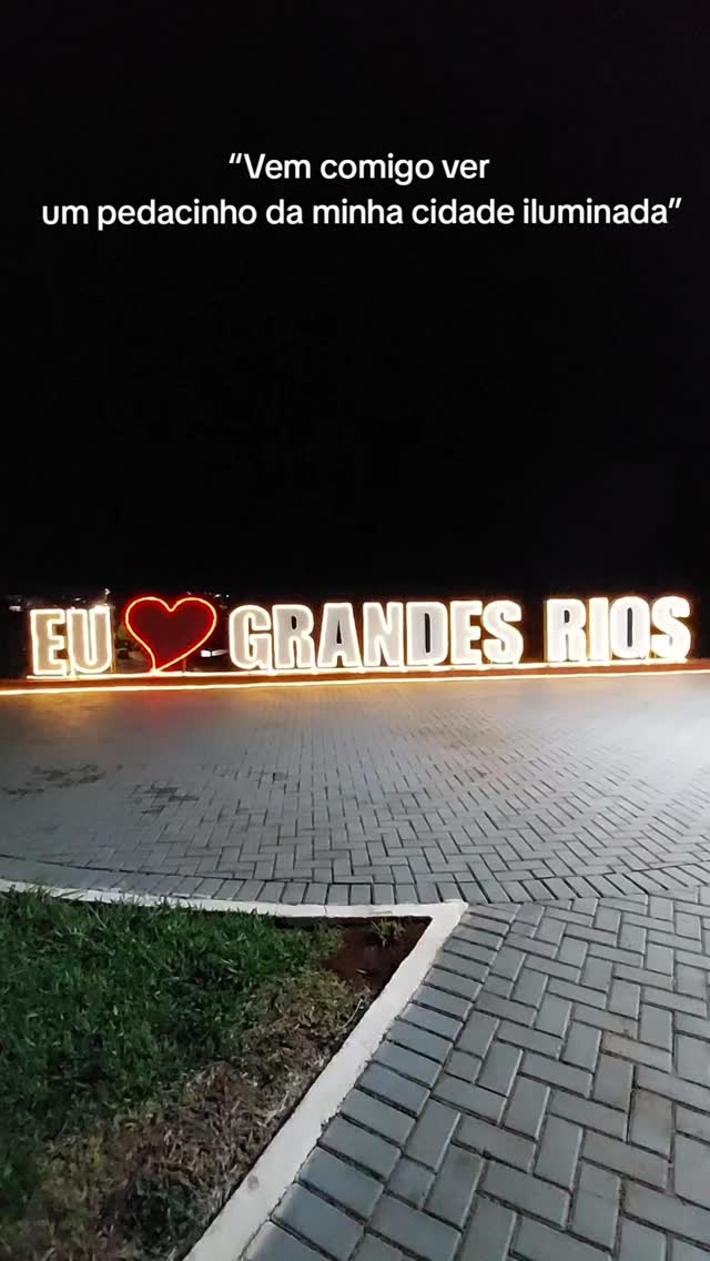 Esse é um pedacinho da minha cidade. Simples, iluminado, mas cheio de sentimentos